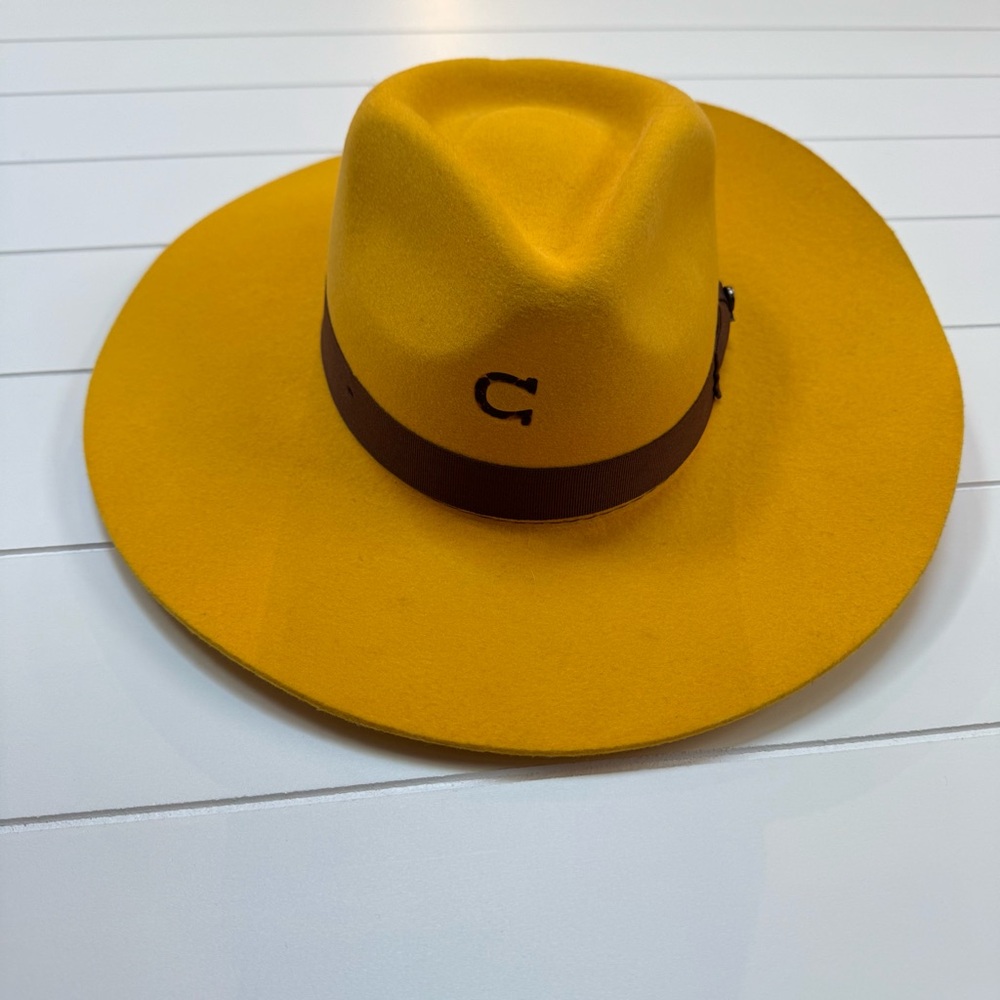 Charlie 1 horse Yellow Medium Hat